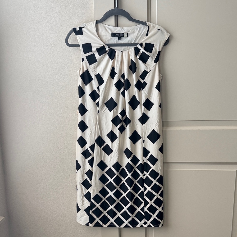 Nine West Black and White Geometric Midi Dress